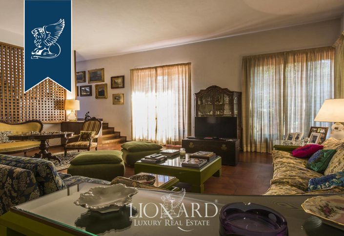 Image No.12-7 Bed Villa for sale