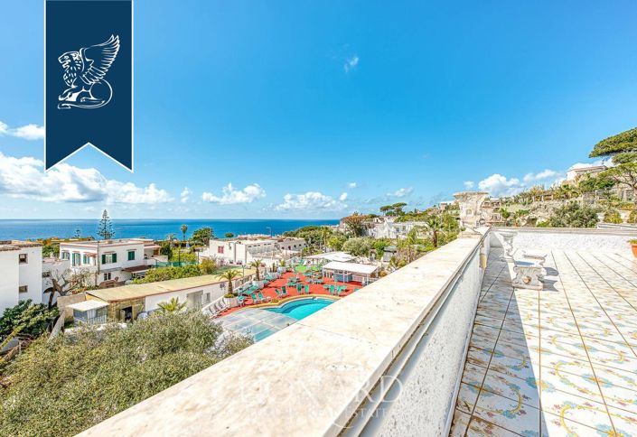 Image No.24-Un hôtel de 62 chambres à vendre à Forio