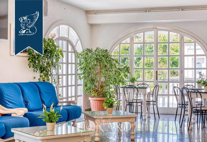 Image No.32-Un hôtel de 62 chambres à vendre à Forio