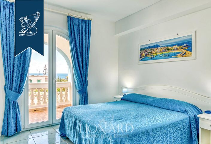 Image No.34-Un hôtel de 62 chambres à vendre à Forio