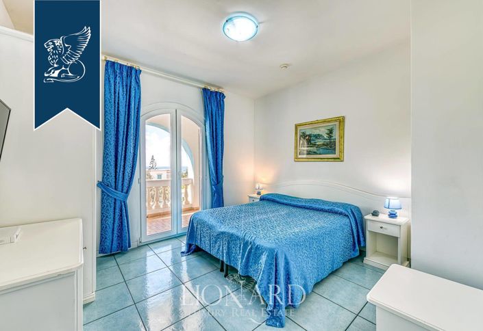 Image No.37-Un hôtel de 62 chambres à vendre à Forio