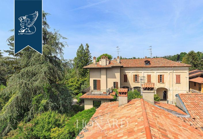 Image No.8-7 Bed Villa for sale