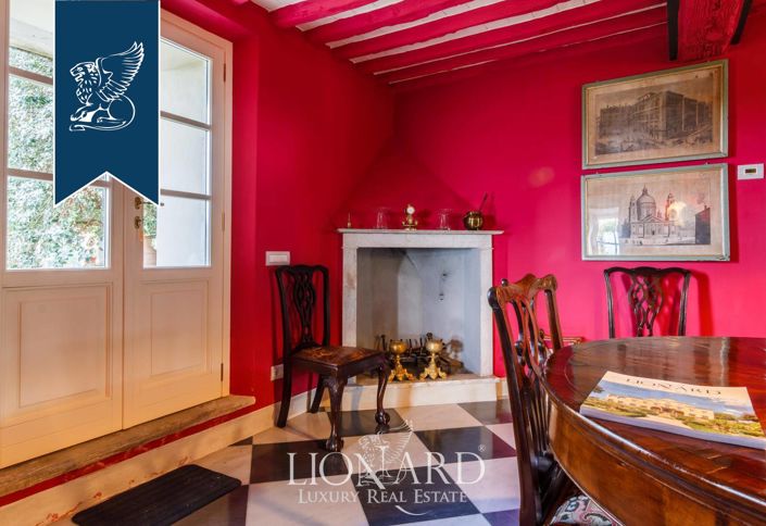 Image No.46-8 Bed Villa for sale