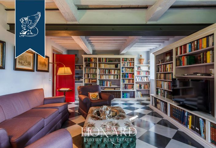 Image No.51-8 Bed Villa for sale