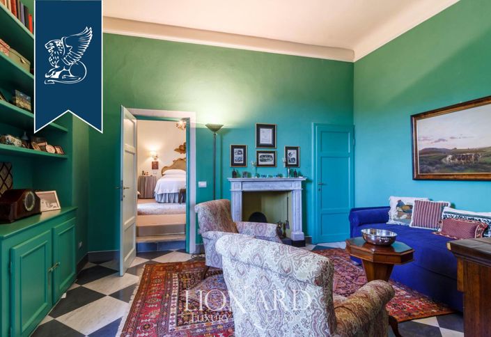 Image No.53-8 Bed Villa for sale