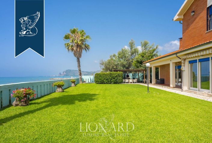 Image No.6-6 Bed Villa for sale