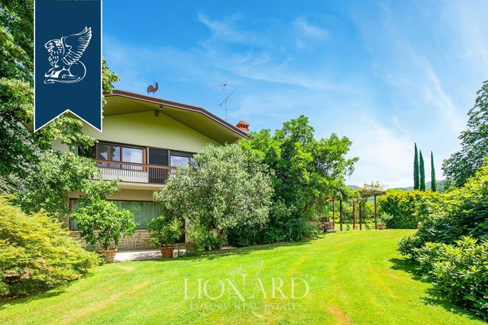 Image No.11-3 Bed Villa for sale