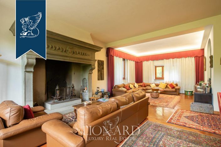 Image No.19-3 Bed Villa for sale