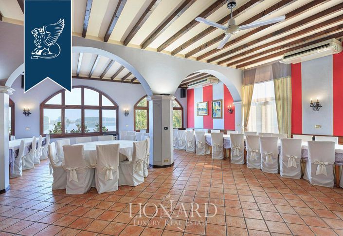 Image No.27-5 Bed Villa for sale