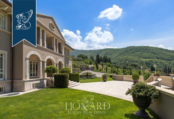 Image No.17-5 Bed Villa for sale