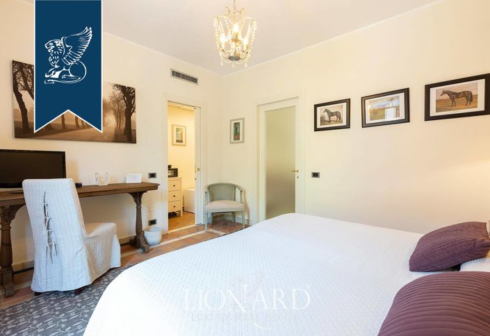 Image No.41-4 Bed Farmhouse for sale