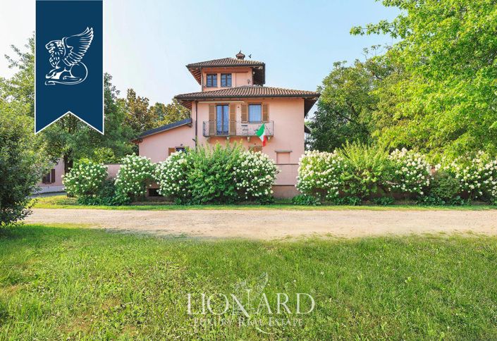 Image No.8-4 Bed Farmhouse for sale