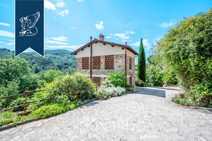 Image No.11-9 Bed Farmhouse for sale