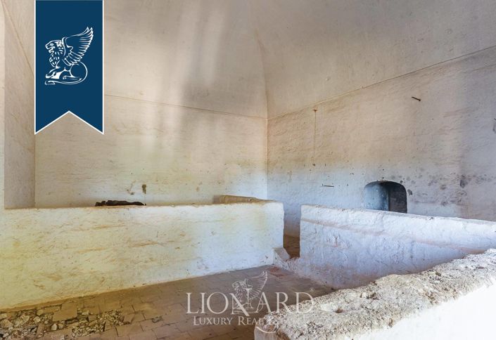 Image No.17-Maison de campagne de 12 chambres à vendre à Massafra