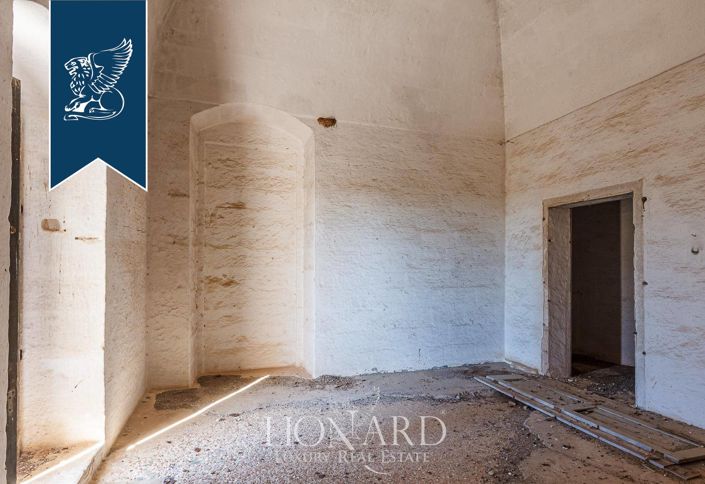 Image No.19-Maison de campagne de 12 chambres à vendre à Massafra