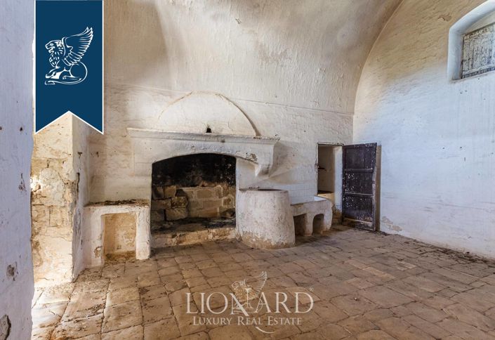 Image No.28-Maison de campagne de 12 chambres à vendre à Massafra