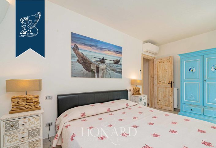 Image No.41-6 Bed Villa for sale