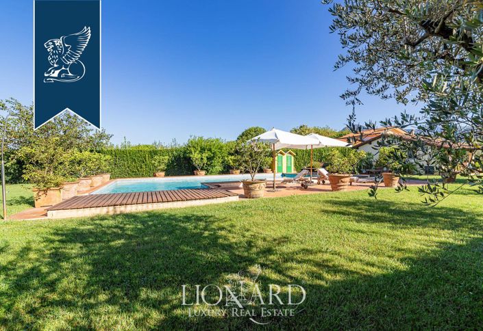 Image No.15-4 Bed Villa for sale