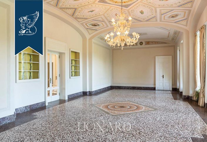 Image No.30-Villa de 6 chambres à vendre à Parma