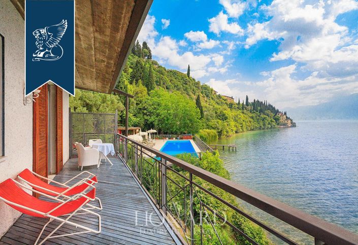 Image No.20-17 Bed Villa for sale