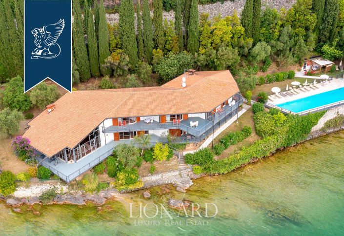 Image No.3-17 Bed Villa for sale