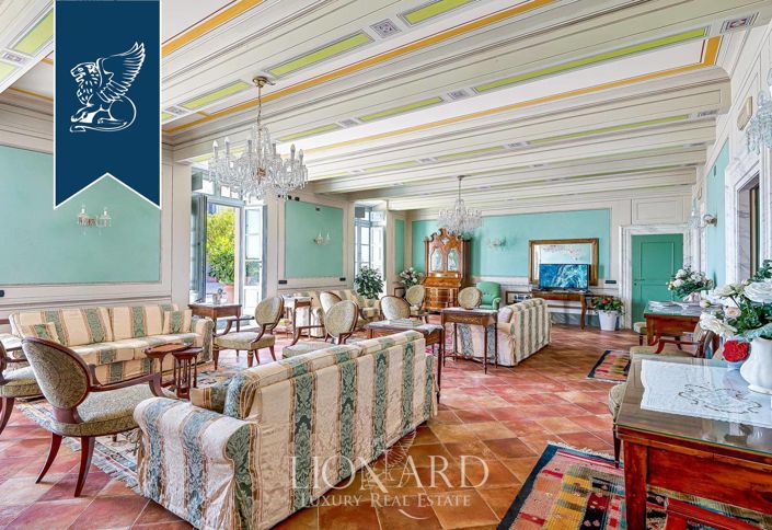 Image No.19-Villa de 17 chambres à vendre à Capannori