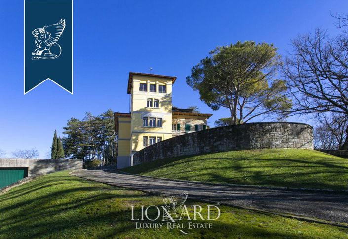 Image No.13-8 Bed Villa for sale