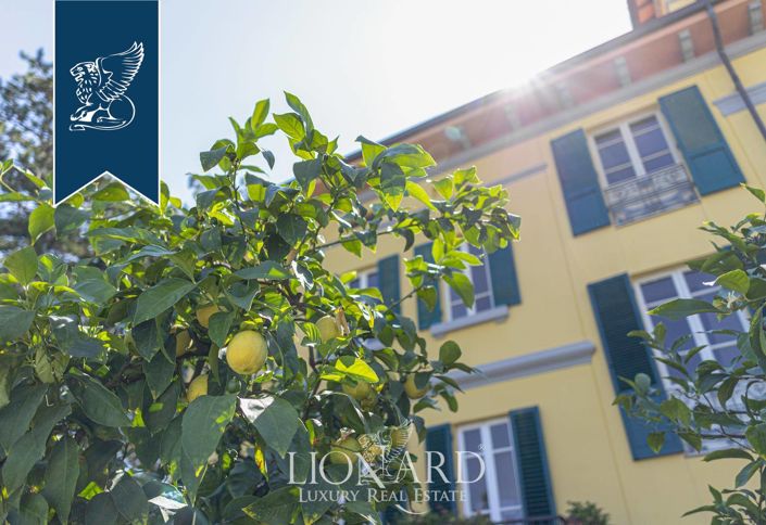 Image No.23-8 Bed Villa for sale