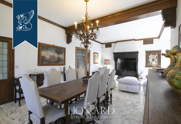 Image No.28-8 Bed Villa for sale