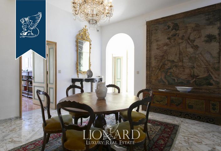 Image No.44-8 Bed Villa for sale