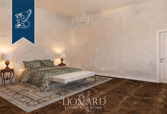 Image No.50-8 Bed Villa for sale