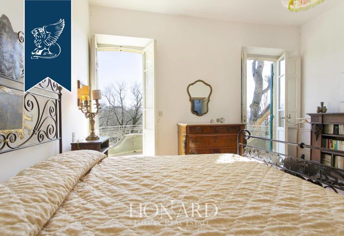 Image No.52-8 Bed Villa for sale