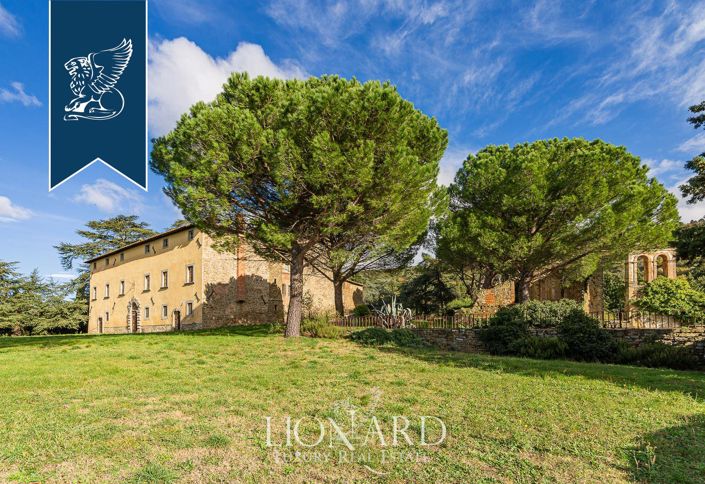 Image No.9-29 Bed Property for sale