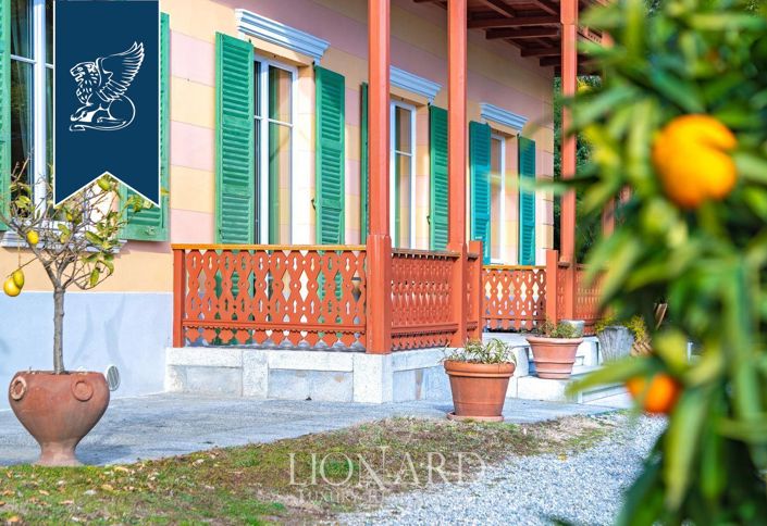 Image No.12-9 Bed Villa for sale