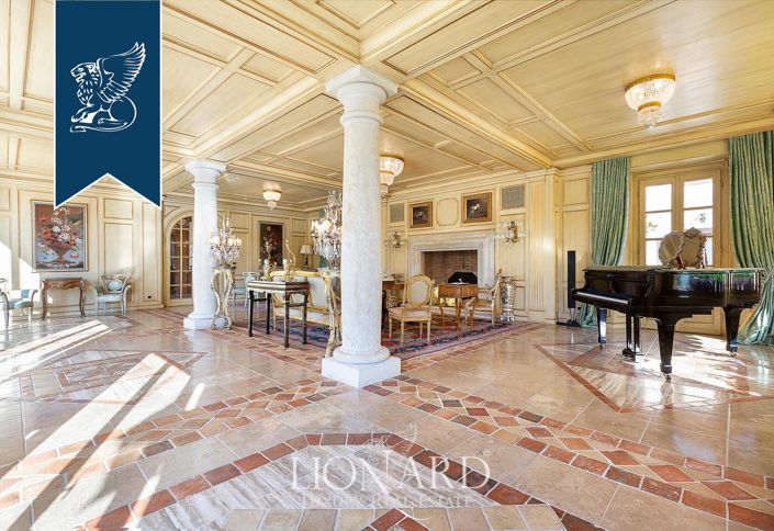 Image No.24-8 Bed Villa for sale