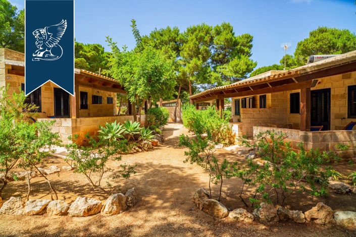 Image No.8-43 Bed Hotel for sale