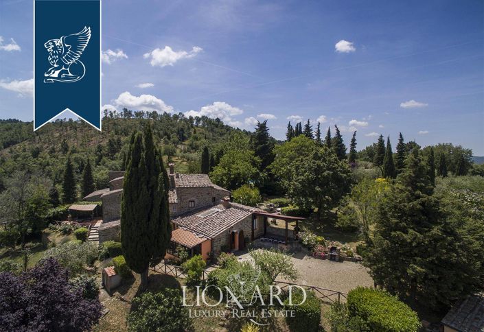 Image No.10-7 Bed Country House for sale