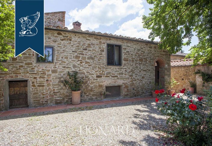 Image No.14-7 Bed Country House for sale