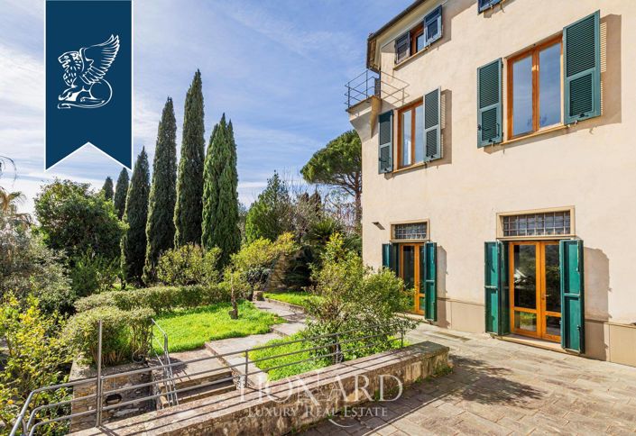 Image No.17-7 Bed Villa for sale