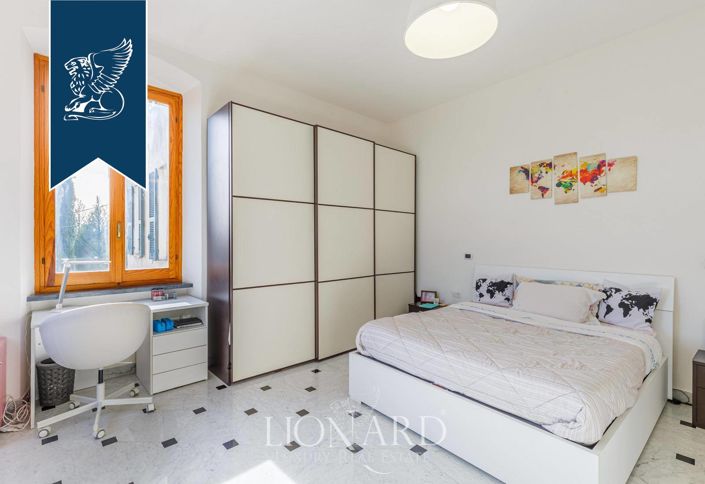 Image No.42-7 Bed Villa for sale