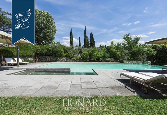 Image No.19-8 Bed Villa for sale