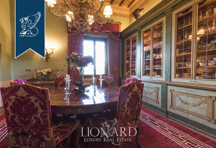 Image No.45-8 Bed Villa for sale