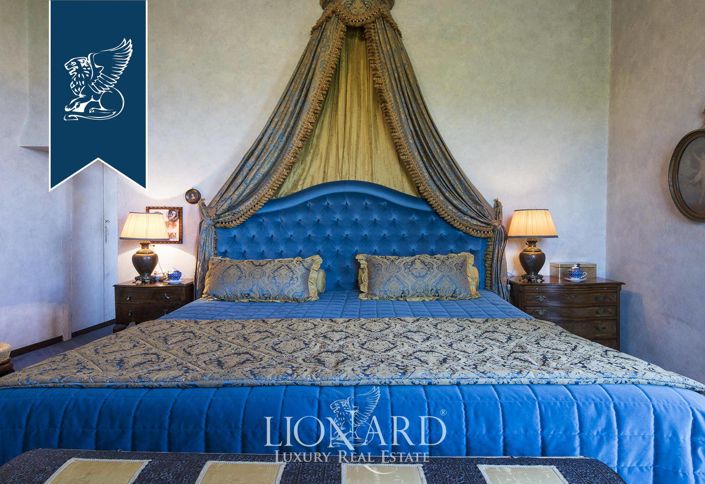 Image No.53-8 Bed Villa for sale