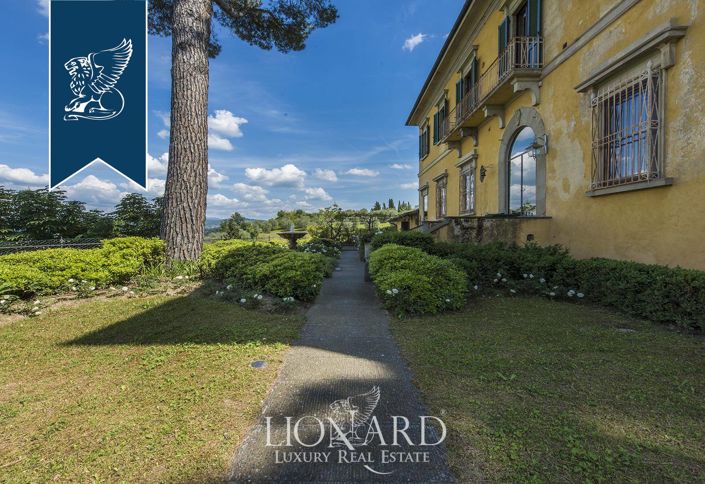 Image No.9-8 Bed Villa for sale