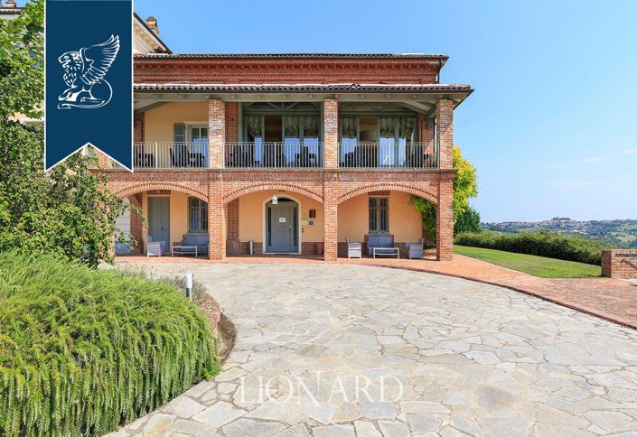 Image No.15-24 Bed Hotel for sale