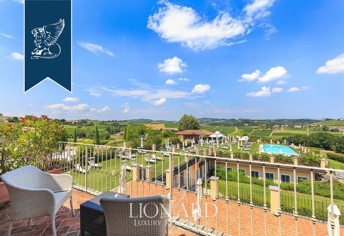 Image No.58-24 Bed Hotel for sale