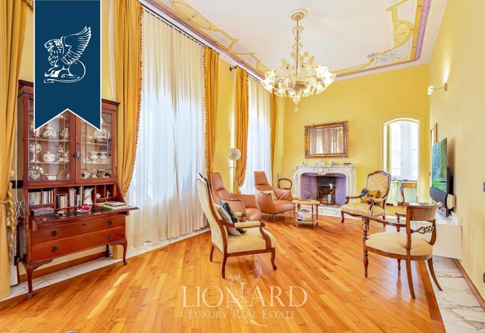 Image No.4-4 Bed Villa for sale