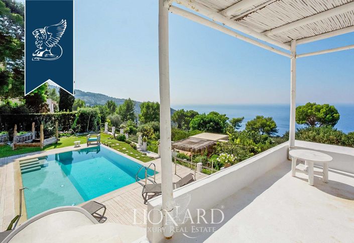 Image No.17-6 Bed Villa for sale