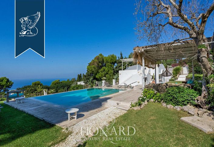 Image No.18-6 Bed Villa for sale