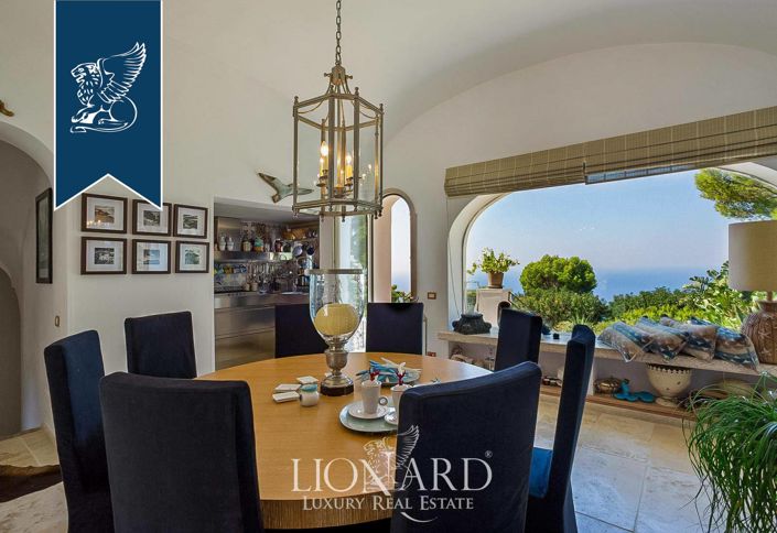 Image No.48-6 Bed Villa for sale